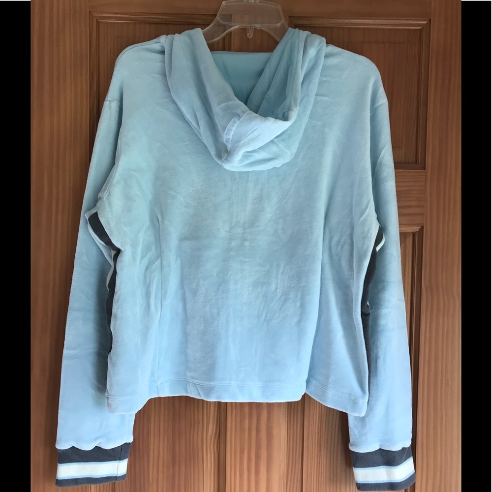 Nike sweatshirt - Picture 2 of 6